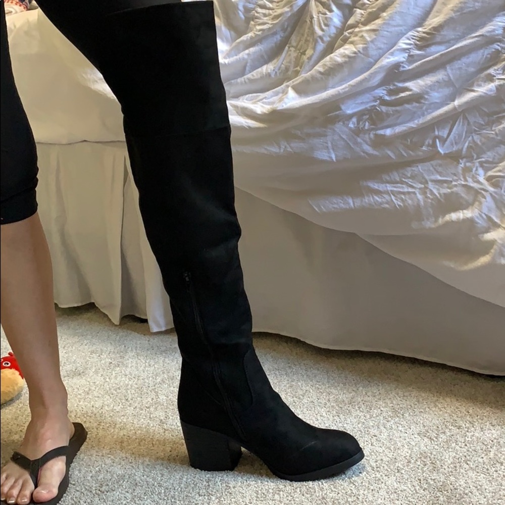 Over the Knee Velvet Boots